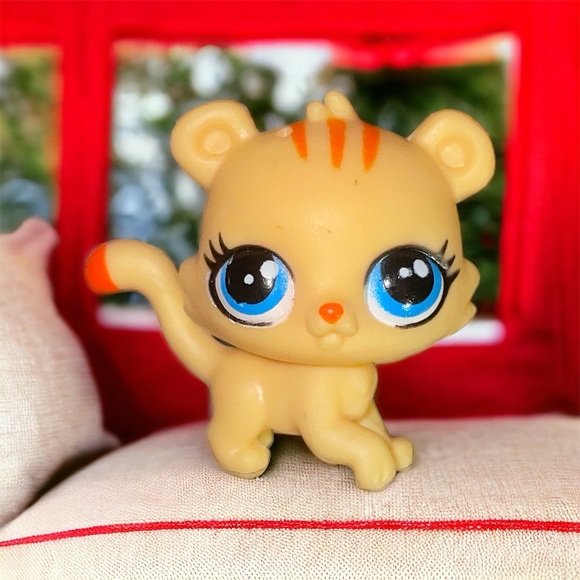 Littlest Pet Shop Accessories - littlest pet shop # 3852 tyler katz orange tiger kitty cat kitten with blue eyes